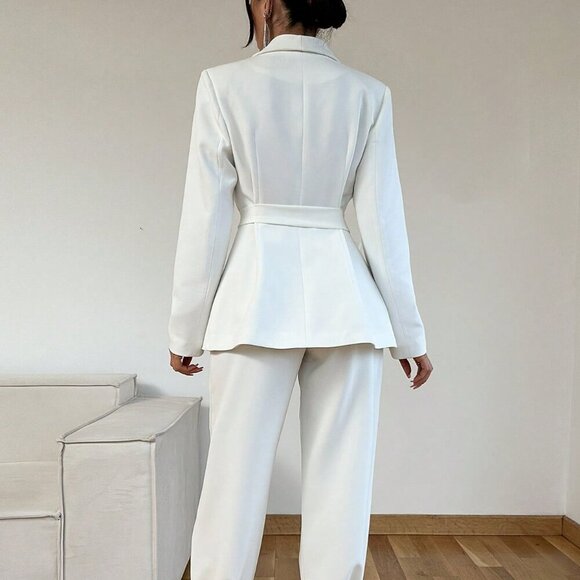 White Elegant Women's Cape Collar Long Sleeve Suit Jacket And Pants Set - Picture 2 of 6